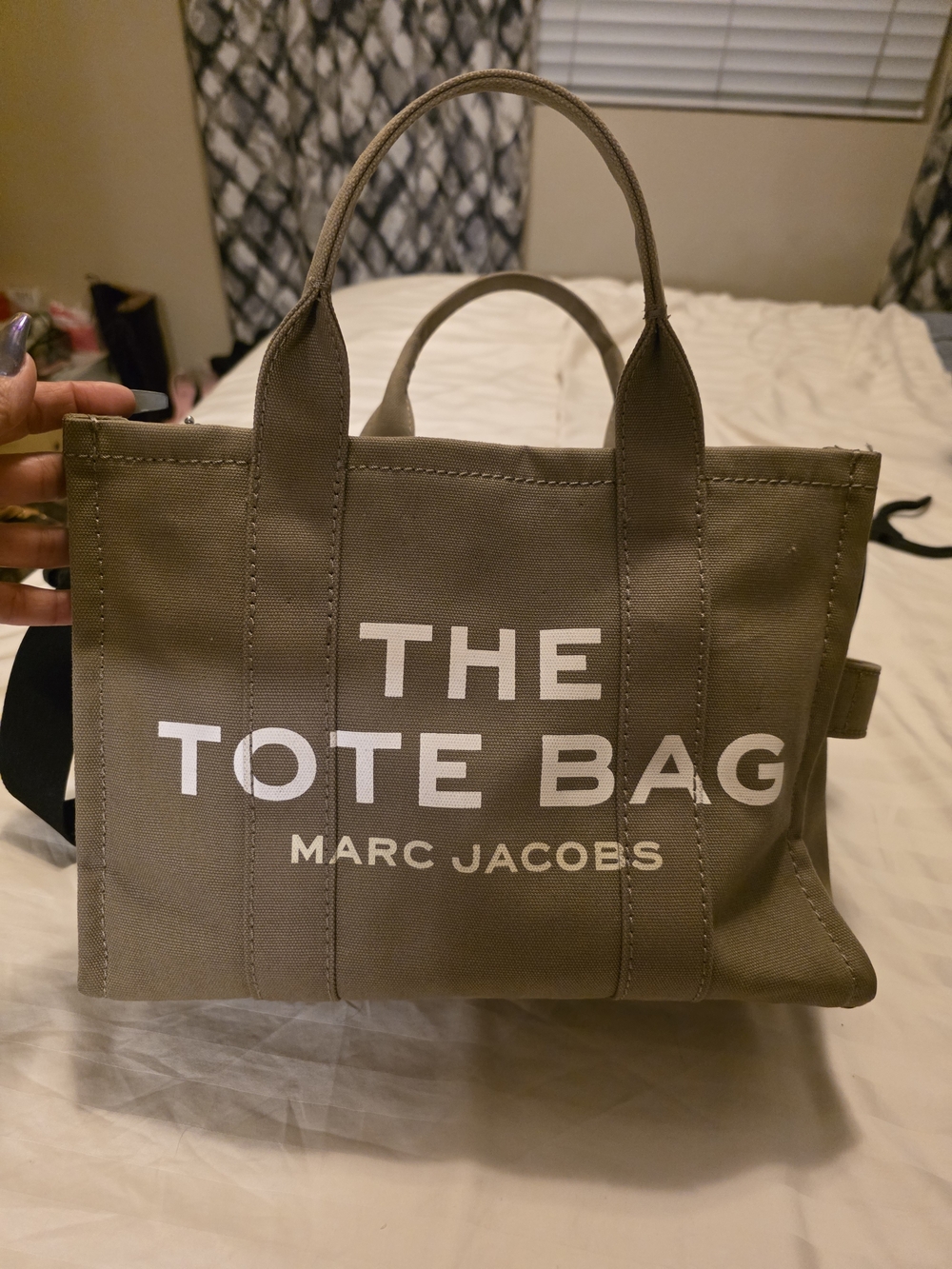 Marc Jacobs Canvas Tote Bag in Olive